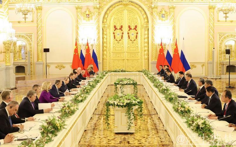 习近平同俄罗斯总统普京会谈