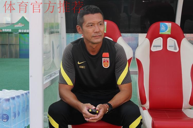 国少新年首期集训，杨晨苦寻后防铁闸